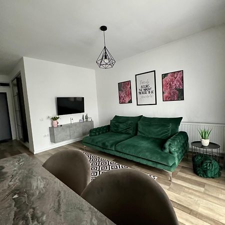 Velvet Studio Târgu-Mureş Exteriér fotografie